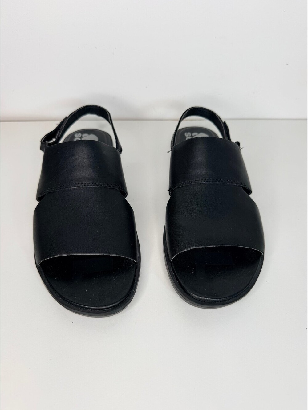 Sorel black leather slingback sandals size 7